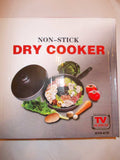 Dry Cooker tiganj sa ručkom koja može da se skine.