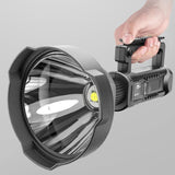 PRODAVANI ručna LED lampa prikazana kao proizvod.