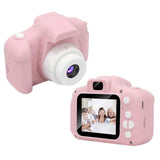 Dečiji fotoaparat namenjen beleženju fotografija i video-snimaka.