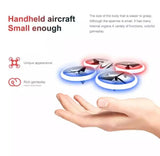 Dron sa svetlima označen kao model S123.