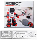 Daljinski upravljač u obliku sata za upravljanje robotom igračkom.