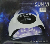 SUN V1 LED lampa prikazana kao uređaj za sušenje noktiju.