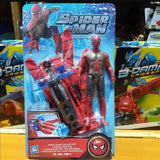 Rukavica ispaljivač strelica namenjena dečjoj igri, uz figuricu Spidermana.