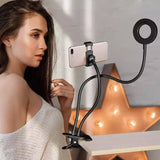 Fleksibilna ruka omogućava postavljanje LED lampe pod različitim uglovima.