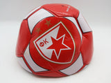 Fudbalska lopta sa motivom Crvene zvezde.