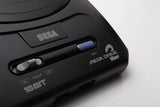 Sega Mega Drive 2 prikazana kao konzola za video-igre.