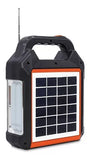 Solarni sistem za slušanje radija tokom boravka na pikniku.