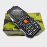 Land Rover C9 mobilni telefon prikazan kao uređaj sa LED lampom.