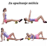 Na slici je valjak za masažu.