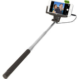 Na slici je selfi štap sa dugmetom za okidanje fotografije.