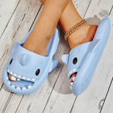 Fotografija prikazuje Sharky papuče.