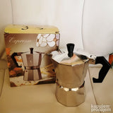 Na fotografiji je moka pot namenjen pripremi kafe.