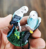 Papagaji figure